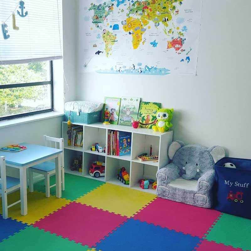 اتاق بازی کودک با مبلمان استاندارد